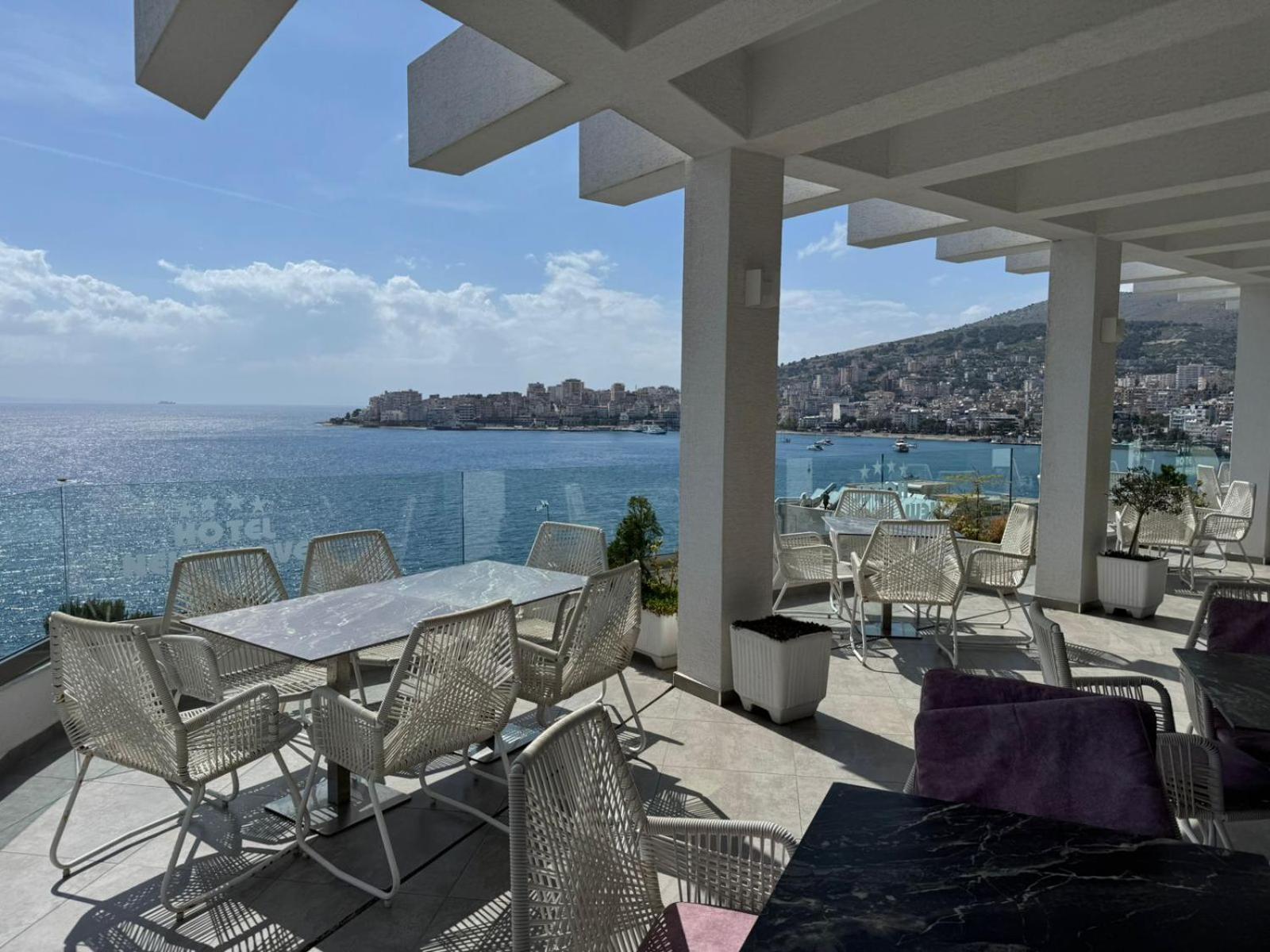 New Heaven Hotel Sarandë 外观 照片